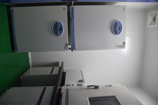 电热恒温培养箱